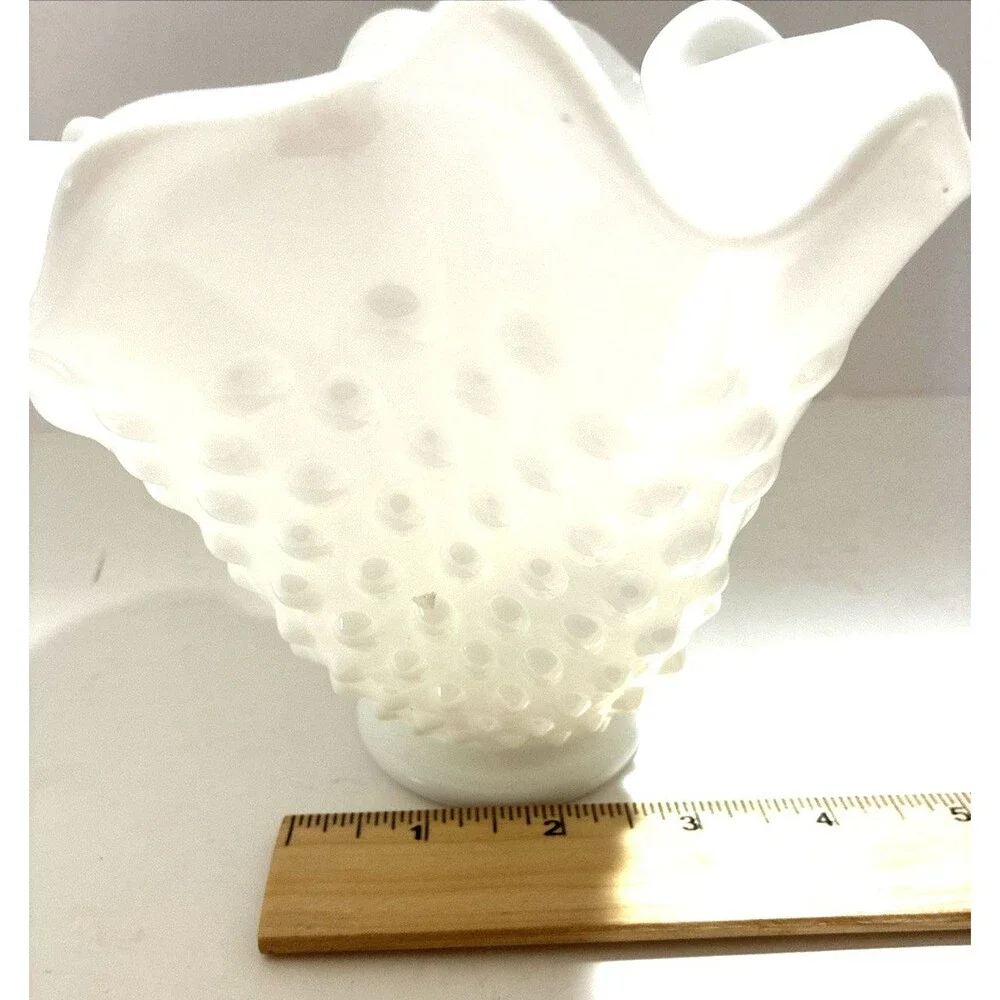 VINTAGE FENTON MILK GLASS HOBNAIL MEDIUM FRUIT BOWL RUFFLED EDGE 1950s